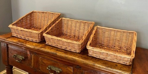 Hamper bread display - hamper,