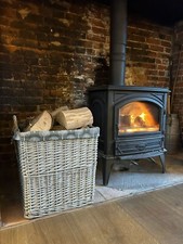 Square Grey-wash Wicker Log