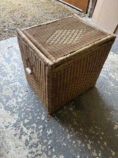 Large Wicker Basket with Lid